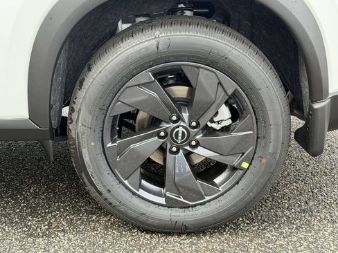 New 2026 Nissan Rogue SV FWD image 26