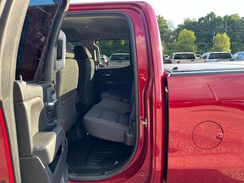 Used 2019 GMC Sierra 1500 SLE w/ SLE Value Package AWD/4WD image 28