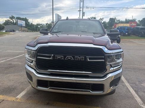 Used 2022 RAM 2500 Tradesman AWD/4WD image 2