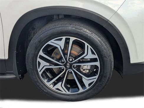 Used 2019 Hyundai Santa Fe Limited image 20