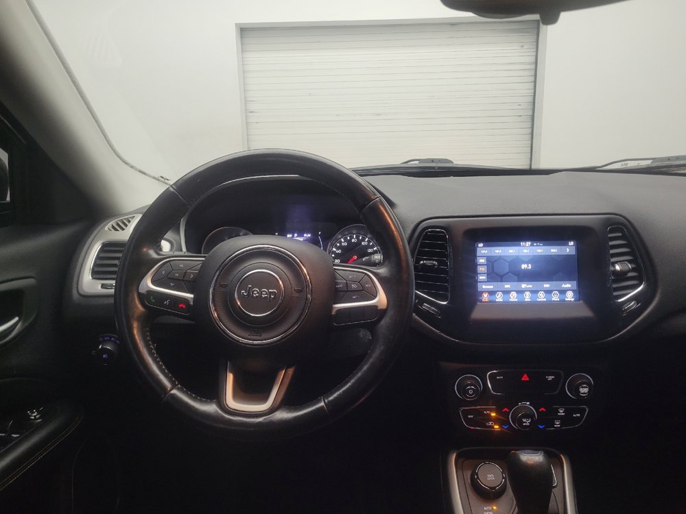 Used 2020 Jeep Compass Latitude w/ Cold Weather Group AWD/4WD image 22