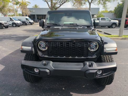 Used 2024 Jeep Wrangler Unlimited Sport AWD/4WD image 4