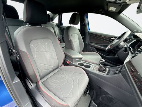 Used 2024 Volkswagen Jetta GLI 40th Anniversary Edition FWD image 25