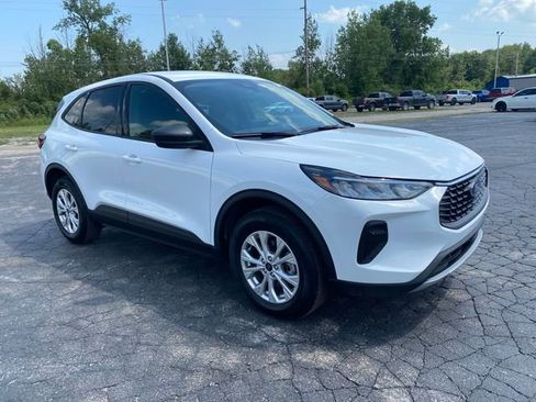 New 2025 Ford Escape Active w/ Cold Weather Package AWD/4WD image 9