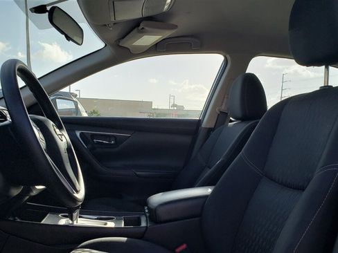 Used 2017 Nissan Altima 2.5 S w/ Power Driver Seat Package FWD image 12