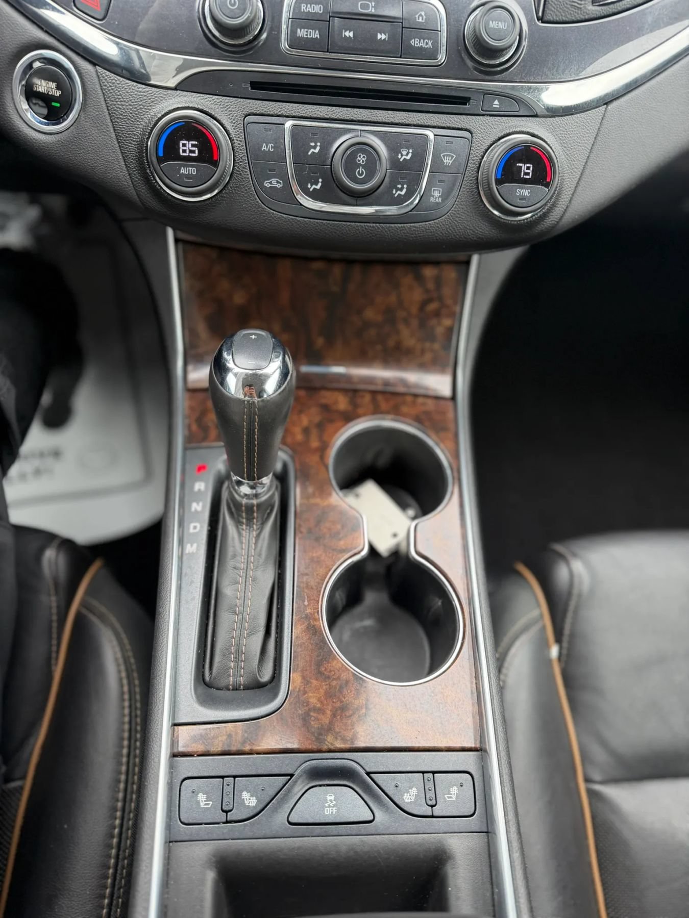 Used 2015 Chevrolet Impala LTZ FWD image 16