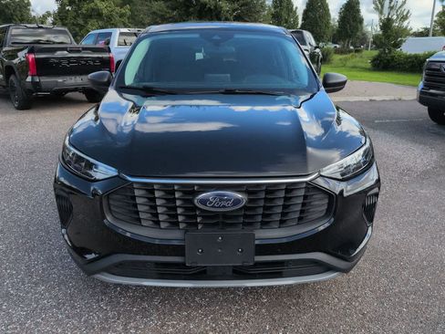 Used 2025 Ford Escape Active AWD/4WD image 9