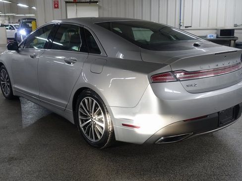 Used 2018 Lincoln MKZ Premiere image 5