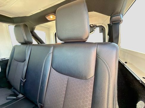Used 2017 Jeep Wrangler Unlimited Sport AWD/4WD image 14