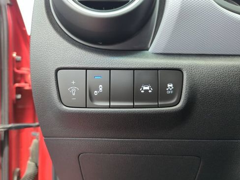 Used 2019 Hyundai Kona SEL FWD image 41