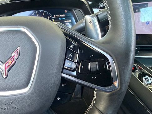 Used 2024 Chevrolet Corvette Stingray Preferred Conv w/ Z51 Performance Package RWD image 17