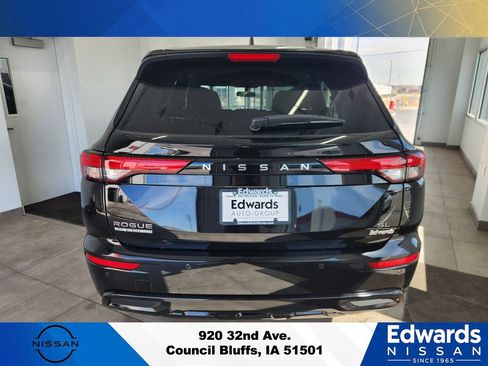 New 2026 Nissan Rogue SL AWD/4WD image 5