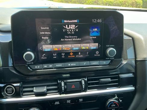 Used 2023 Nissan Pathfinder SV w/ SV Premium Package AWD/4WD image 22