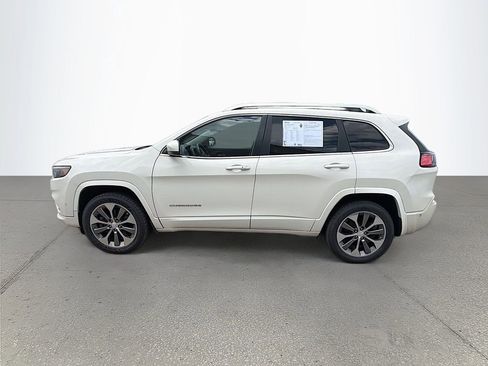Used 2019 Jeep Cherokee Overland w/ Technology Group AWD/4WD image 7