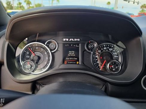 Used 2021 RAM 1500 Big Horn RWD image 19