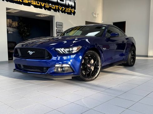 Used 2016 Ford Mustang GT Premium RWD image 2