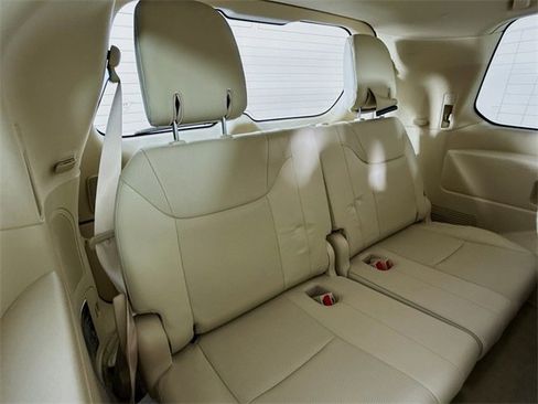 Used 2017 Lexus LX 570 4WD image 30