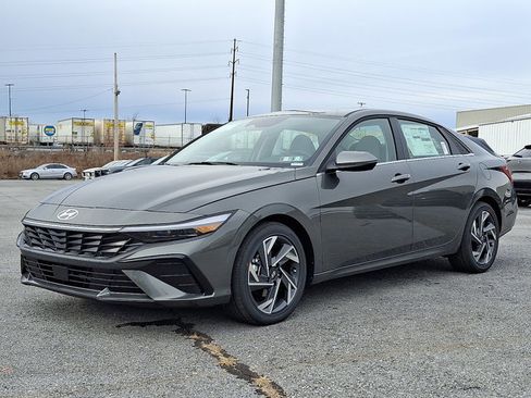 New 2026 Hyundai Elantra Limited image 1