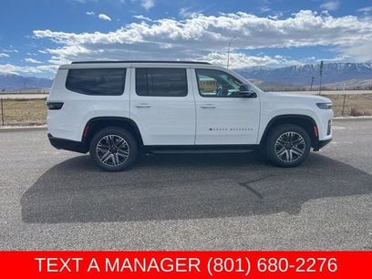 New 2026 Jeep Grand Wagoneer 4WD w/ 8-Passenger Seating Package