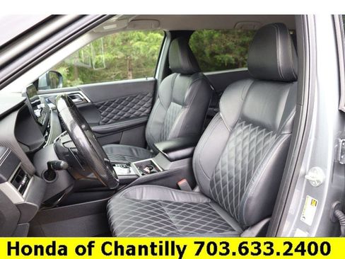 Used 2022 Mitsubishi Outlander SEL AWD/4WD image 21