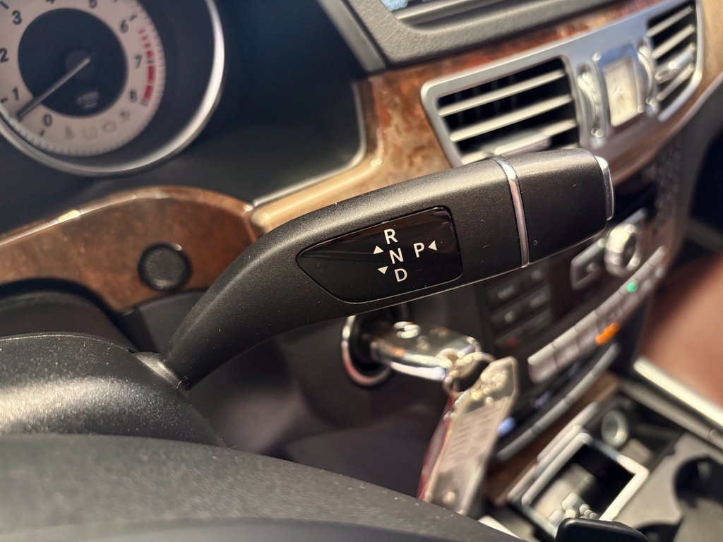 Used 2014 Mercedes-Benz E 350 4MATIC Sedan image 44
