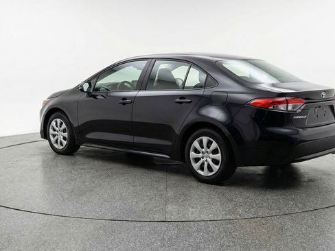 Used 2025 Toyota Corolla LE image 6