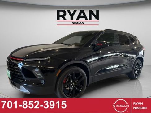 Used 2023 Chevrolet Blazer LT w/ Convenience Package image 1