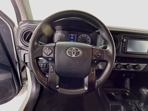 Used 2019 Toyota Tacoma SR RWD image 13