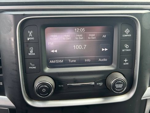 Used 2021 RAM 1500 Classic SLT AWD/4WD image 22
