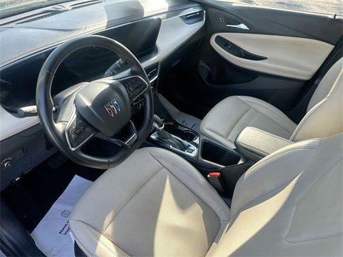 Used 2024 Buick Encore GX Sport Touring image 19