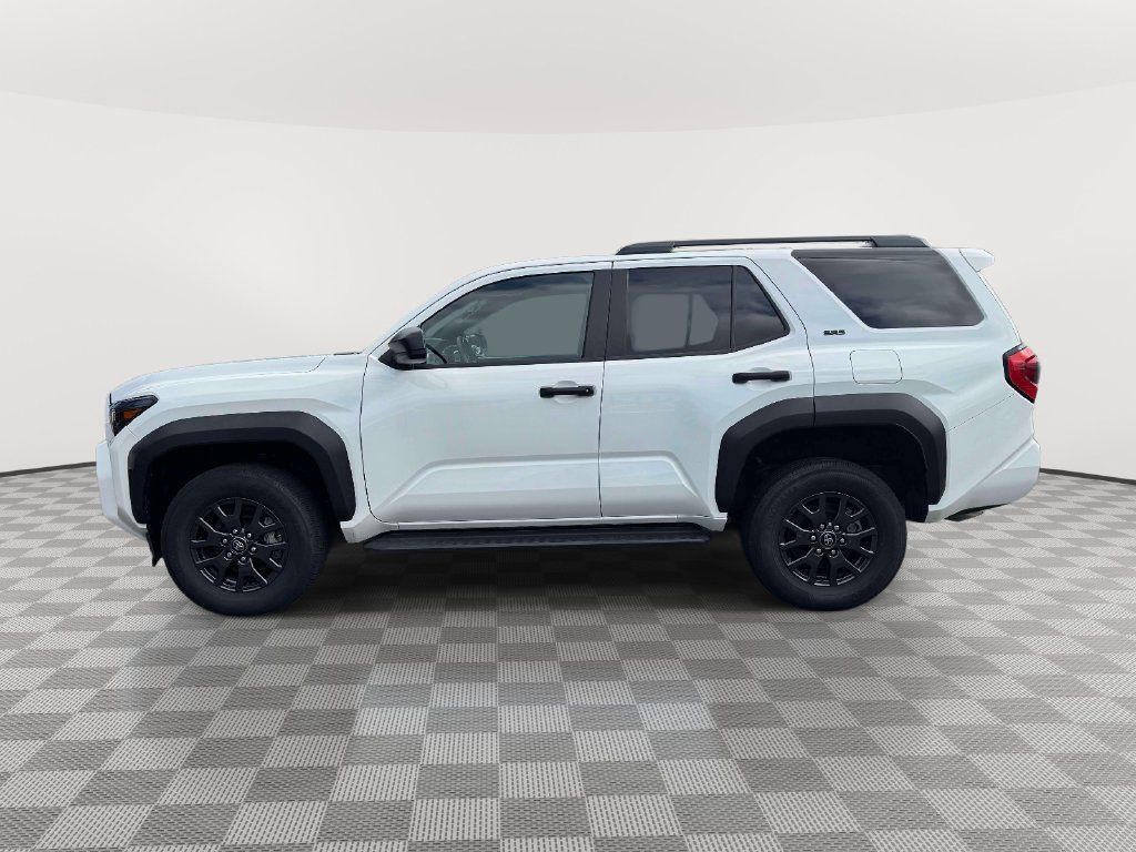 Used 2025 Toyota 4Runner SR5 AWD/4WD image 4