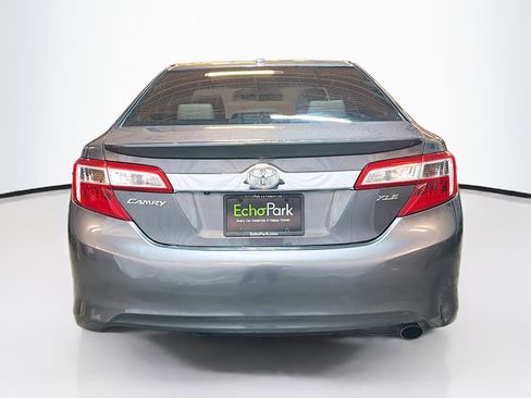 Used 2013 Toyota Camry XLE w/ Leather Pkg image 7
