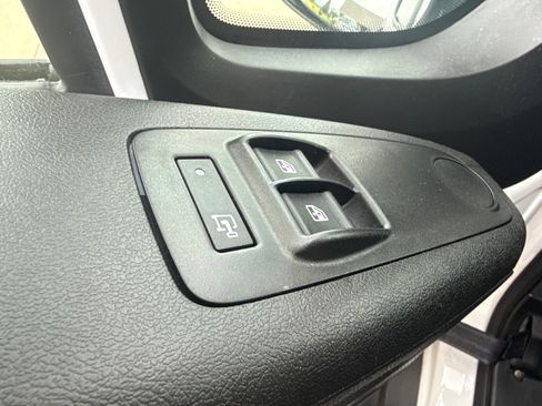 Used 2023 RAM ProMaster 2500 image 16