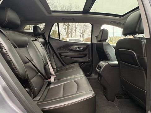 Used 2020 GMC Terrain SLT w/ Preferred Package image 30