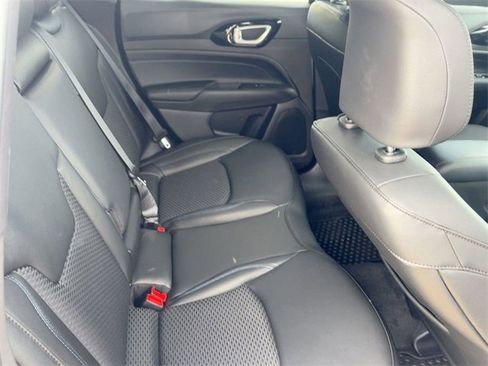 New 2026 Jeep Compass Latitude image 25