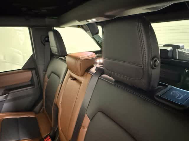 Used 2024 Ford Bronco Outer Banks AWD/4WD image 49