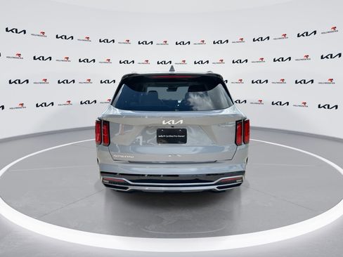 Used 2023 Kia Sorento SX image 7