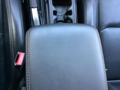 Used 2021 Jeep Wrangler Unlimited Rubicon w/ Dual Top Group image 23