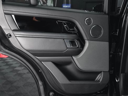 Used 2019 Land Rover Range Rover Supercharged image 39