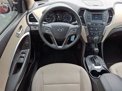 Used 2017 Hyundai Santa Fe Sport FWD image 11