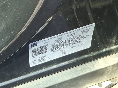 Certified 2025 Chevrolet Equinox LT w/ Convenience Package II AWD/4WD image 28