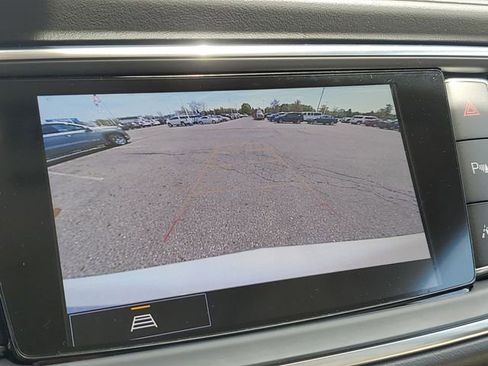 Used 2023 Buick Enclave Essence w/ Experience Buick Package AWD/4WD image 15