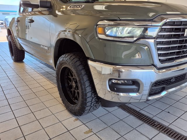 Used 2026 RAM 1500 Laramie AWD/4WD image 19