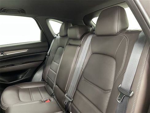 New 2025 MAZDA CX-5 Signature image 17