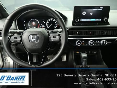 Used 2025 Honda Civic Sport image 26