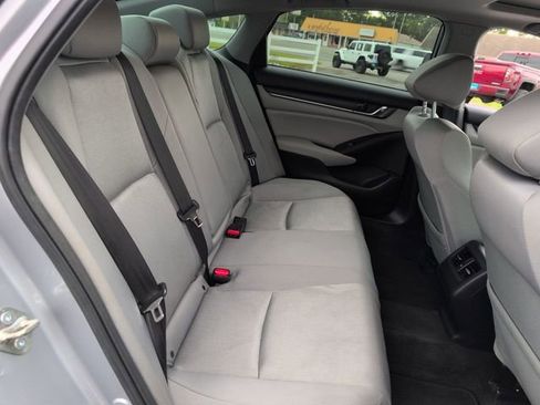 Used 2020 Honda Accord EX image 30