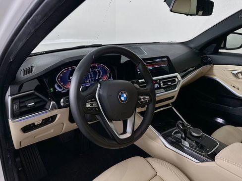 Used 2021 BMW 330i Sedan w/ Convenience Package image 9