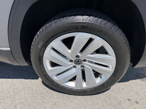 Used 2021 Volkswagen Atlas SEL FWD image 12