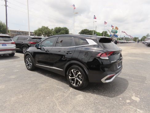 Used 2023 Kia Sportage EX FWD image 16