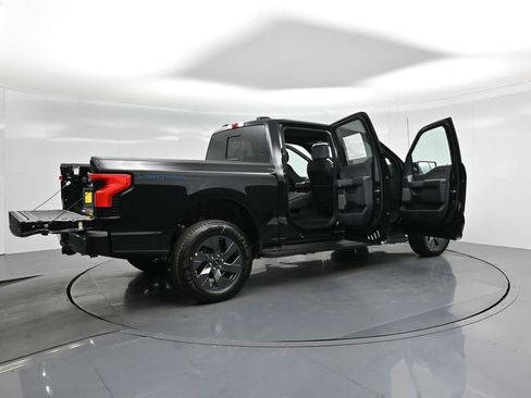 New 2025 Ford F150 Lightning Lariat image 5